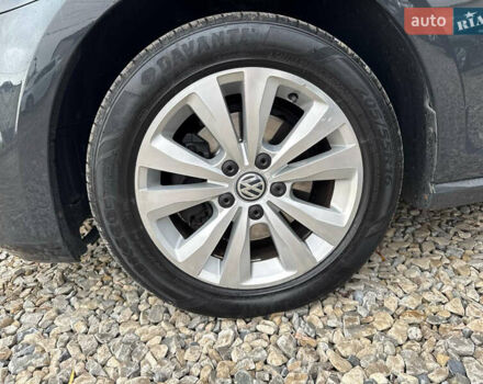 Серый Фольксваген Гольф, объемом двигателя 1.6 л и пробегом 272 тыс. км за 11200 $, фото 37 на Automoto.ua