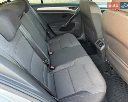 Серый Фольксваген Гольф, объемом двигателя 1.97 л и пробегом 289 тыс. км за 12350 $, фото 21 на Automoto.ua