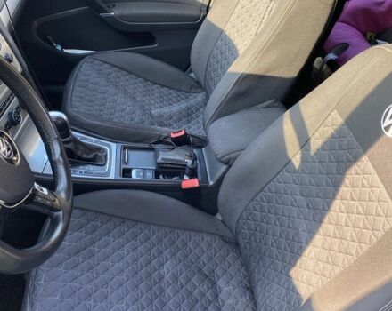 Серый Фольксваген Гольф, объемом двигателя 1.6 л и пробегом 254 тыс. км за 12300 $, фото 6 на Automoto.ua