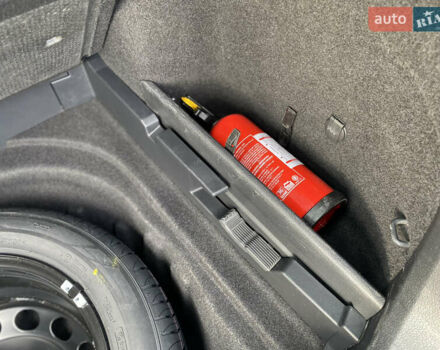 Сірий Фольксваген Гольф, об'ємом двигуна 2 л та пробігом 260 тис. км за 11900 $, фото 23 на Automoto.ua