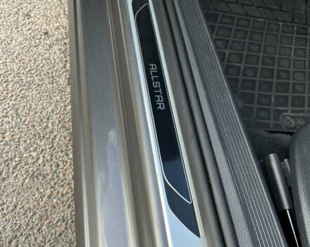 Серый Фольксваген Гольф, объемом двигателя 1.6 л и пробегом 251 тыс. км за 13500 $, фото 11 на Automoto.ua