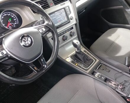 Серый Фольксваген Гольф, объемом двигателя 1.6 л и пробегом 249 тыс. км за 11500 $, фото 4 на Automoto.ua