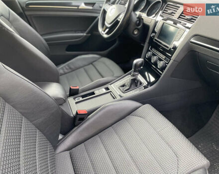 Сірий Фольксваген Гольф, об'ємом двигуна 2 л та пробігом 260 тис. км за 11900 $, фото 8 на Automoto.ua