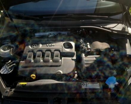 Серый Фольксваген Гольф, объемом двигателя 1.6 л и пробегом 250 тыс. км за 11000 $, фото 18 на Automoto.ua