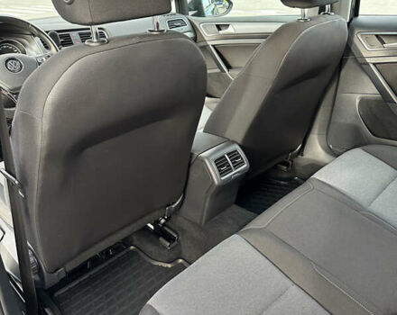 Серый Фольксваген Гольф, объемом двигателя 1.6 л и пробегом 290 тыс. км за 10800 $, фото 15 на Automoto.ua