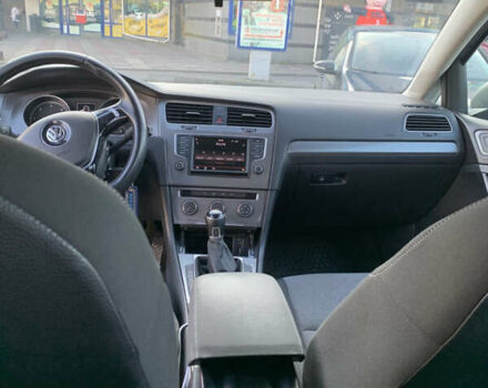 Серый Фольксваген Гольф, объемом двигателя 1.6 л и пробегом 298 тыс. км за 9900 $, фото 15 на Automoto.ua