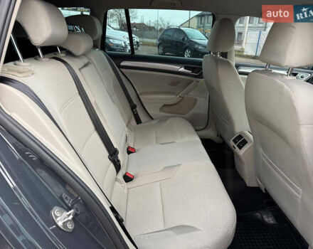 Серый Фольксваген Гольф, объемом двигателя 1.6 л и пробегом 272 тыс. км за 11200 $, фото 23 на Automoto.ua