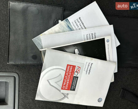 Серый Фольксваген Гольф, объемом двигателя 1.6 л и пробегом 290 тыс. км за 10800 $, фото 25 на Automoto.ua