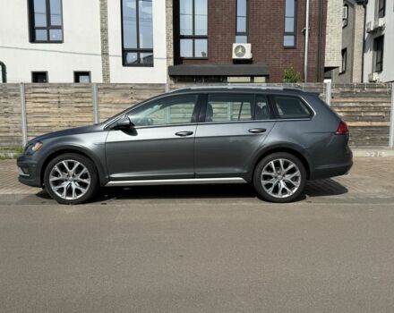 Серый Фольксваген Гольф, объемом двигателя 1.8 л и пробегом 199 тыс. км за 12500 $, фото 5 на Automoto.ua