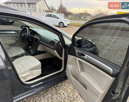 Серый Фольксваген Гольф, объемом двигателя 1.6 л и пробегом 272 тыс. км за 11200 $, фото 16 на Automoto.ua