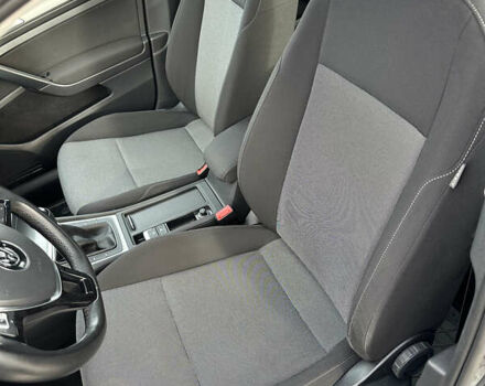 Серый Фольксваген Гольф, объемом двигателя 1.6 л и пробегом 290 тыс. км за 10800 $, фото 13 на Automoto.ua