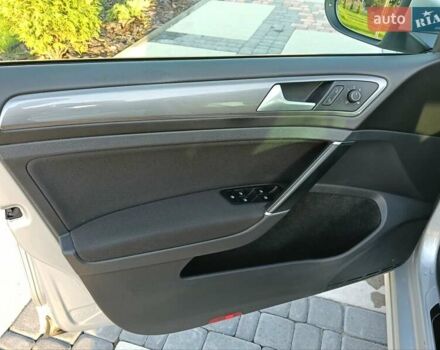 Фольксваген Гольф 2016 в Хмельницком на Automoto.ua Серый Фольксваген Гольф, объемом двигателя 1.6 л и пробегом 233 тыс. км за 10700 $, фото 30 на Automoto.ua