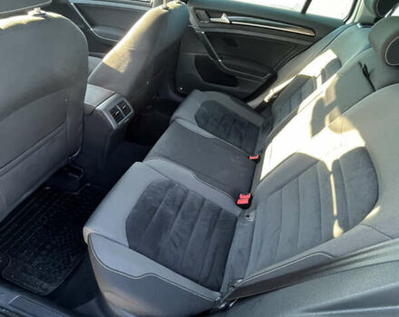 Серый Фольксваген Гольф, объемом двигателя 1.6 л и пробегом 218 тыс. км за 12900 $, фото 9 на Automoto.ua