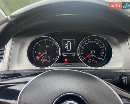 Серый Фольксваген Гольф, объемом двигателя 1.6 л и пробегом 236 тыс. км за 11999 $, фото 10 на Automoto.ua