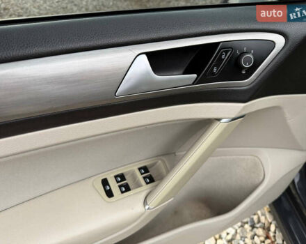 Серый Фольксваген Гольф, объемом двигателя 1.6 л и пробегом 272 тыс. км за 11200 $, фото 11 на Automoto.ua