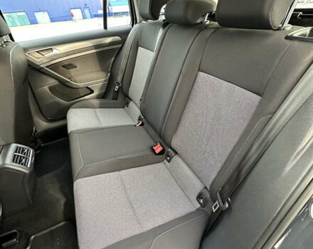 Серый Фольксваген Гольф, объемом двигателя 1.6 л и пробегом 290 тыс. км за 10800 $, фото 14 на Automoto.ua