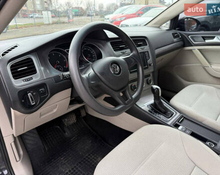 Серый Фольксваген Гольф, объемом двигателя 1.6 л и пробегом 272 тыс. км за 11200 $, фото 14 на Automoto.ua