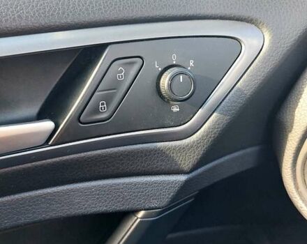 Серый Фольксваген Гольф, объемом двигателя 1.6 л и пробегом 280 тыс. км за 10700 $, фото 16 на Automoto.ua