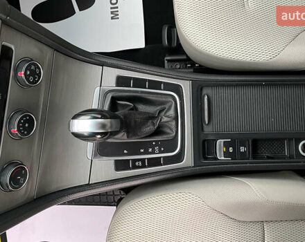 Сірий Фольксваген Гольф, об'ємом двигуна 1.6 л та пробігом 282 тис. км за 10500 $, фото 13 на Automoto.ua