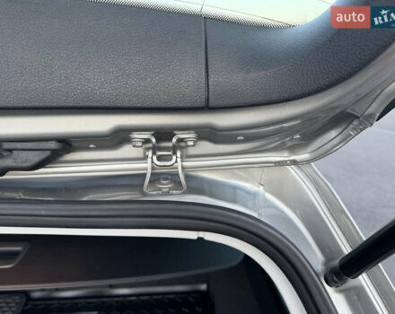 Сірий Фольксваген Гольф, об'ємом двигуна 1.6 л та пробігом 335 тис. км за 11999 $, фото 39 на Automoto.ua