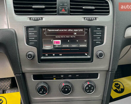 Сірий Фольксваген Гольф, об'ємом двигуна 1.6 л та пробігом 282 тис. км за 10500 $, фото 11 на Automoto.ua