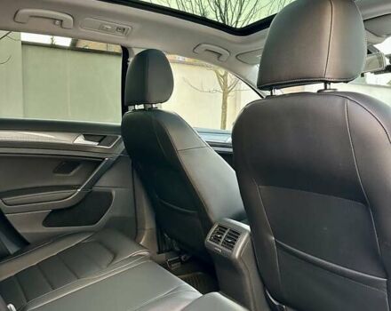 Серый Фольксваген Гольф, объемом двигателя 1.8 л и пробегом 137 тыс. км за 13999 $, фото 33 на Automoto.ua