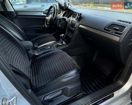 Серый Фольксваген Гольф, объемом двигателя 1.97 л и пробегом 255 тыс. км за 15300 $, фото 6 на Automoto.ua