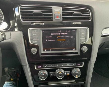 Серый Фольксваген Гольф, объемом двигателя 2 л и пробегом 135 тыс. км за 16714 $, фото 7 на Automoto.ua