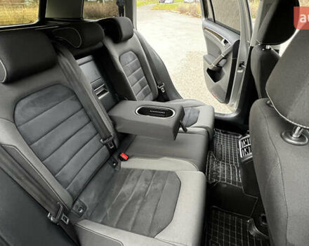 Серый Фольксваген Гольф, объемом двигателя 1.97 л и пробегом 300 тыс. км за 10700 $, фото 44 на Automoto.ua