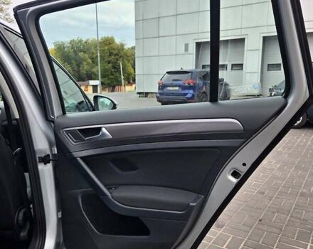 Сірий Фольксваген Гольф, об'ємом двигуна 1.6 л та пробігом 205 тис. км за 10499 $, фото 43 на Automoto.ua