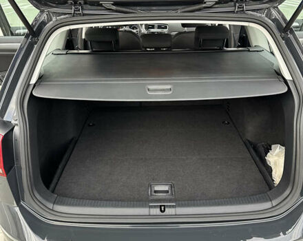 Серый Фольксваген Гольф, объемом двигателя 1.6 л и пробегом 290 тыс. км за 10800 $, фото 22 на Automoto.ua