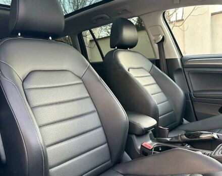 Серый Фольксваген Гольф, объемом двигателя 1.8 л и пробегом 137 тыс. км за 13999 $, фото 47 на Automoto.ua