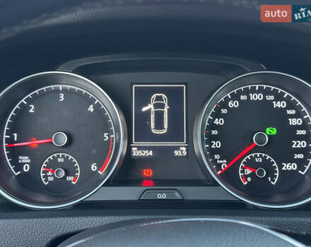 Сірий Фольксваген Гольф, об'ємом двигуна 1.6 л та пробігом 335 тис. км за 11999 $, фото 54 на Automoto.ua