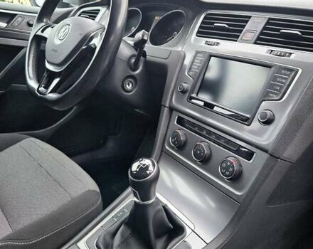 Сірий Фольксваген Гольф, об'ємом двигуна 1.6 л та пробігом 205 тис. км за 10499 $, фото 38 на Automoto.ua