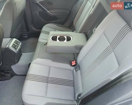 Серый Фольксваген Гольф, объемом двигателя 1.6 л и пробегом 331 тыс. км за 10900 $, фото 11 на Automoto.ua