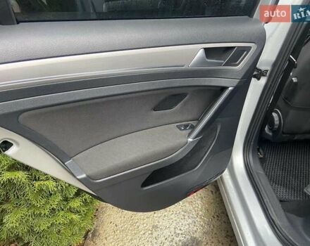 Серый Фольксваген Гольф, объемом двигателя 1.6 л и пробегом 236 тыс. км за 11999 $, фото 11 на Automoto.ua