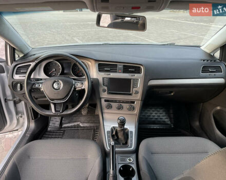Серый Фольксваген Гольф, объемом двигателя 1.8 л и пробегом 80 тыс. км за 10500 $, фото 11 на Automoto.ua