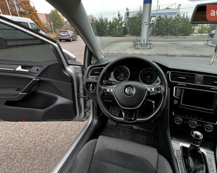 Серый Фольксваген Гольф, объемом двигателя 1.97 л и пробегом 300 тыс. км за 10700 $, фото 51 на Automoto.ua