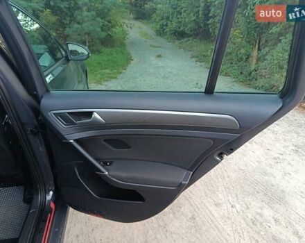 Серый Фольксваген Гольф, объемом двигателя 1.6 л и пробегом 331 тыс. км за 10900 $, фото 5 на Automoto.ua