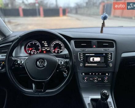 Серый Фольксваген Гольф, объемом двигателя 1.6 л и пробегом 247 тыс. км за 10800 $, фото 18 на Automoto.ua