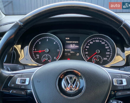 Серый Фольксваген Гольф, объемом двигателя 1.6 л и пробегом 249 тыс. км за 11299 $, фото 42 на Automoto.ua