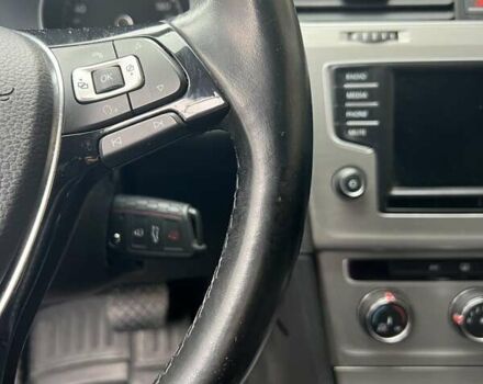 Серый Фольксваген Гольф, объемом двигателя 1.6 л и пробегом 188 тыс. км за 13500 $, фото 5 на Automoto.ua