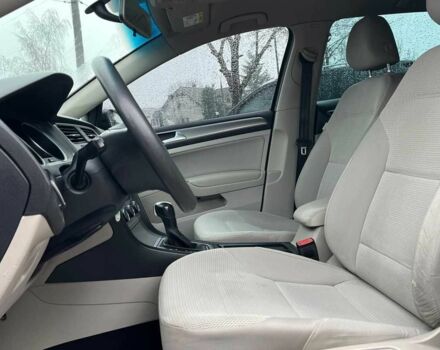 Сірий Фольксваген Гольф, об'ємом двигуна 1.6 л та пробігом 282 тис. км за 10500 $, фото 8 на Automoto.ua