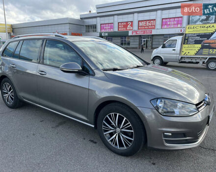 Серый Фольксваген Гольф, объемом двигателя 1.6 л и пробегом 251 тыс. км за 13500 $, фото 5 на Automoto.ua