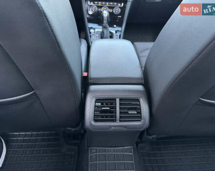 Сірий Фольксваген Гольф, об'ємом двигуна 1.6 л та пробігом 335 тис. км за 11999 $, фото 68 на Automoto.ua