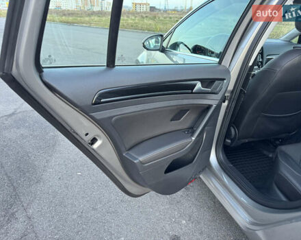 Сірий Фольксваген Гольф, об'ємом двигуна 1.6 л та пробігом 335 тис. км за 11999 $, фото 65 на Automoto.ua