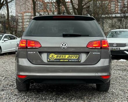 Серый Фольксваген Гольф, объемом двигателя 1.6 л и пробегом 247 тыс. км за 11500 $, фото 4 на Automoto.ua