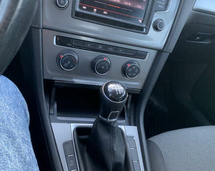 Серый Фольксваген Гольф, объемом двигателя 1.6 л и пробегом 298 тыс. км за 9900 $, фото 11 на Automoto.ua