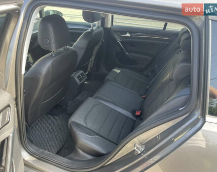 Серый Фольксваген Гольф, объемом двигателя 2 л и пробегом 238 тыс. км за 14000 $, фото 24 на Automoto.ua