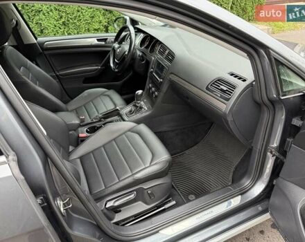 Серый Фольксваген Гольф, объемом двигателя 1.8 л и пробегом 199 тыс. км за 12200 $, фото 37 на Automoto.ua